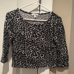 dELiA*s Leopard Print 3/4 Sleeve Crop Top